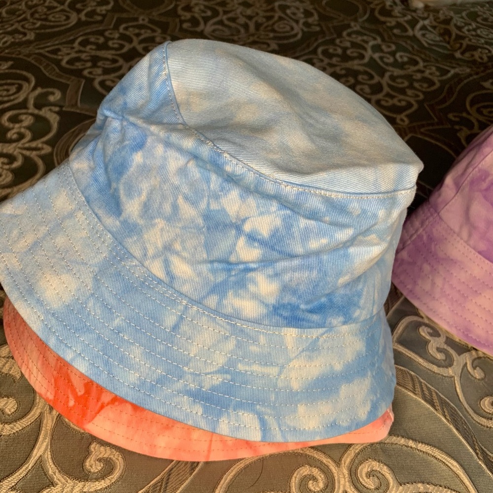 Baby blue tie dye Bucket Hat